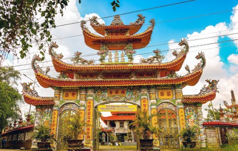 Thuê Xe Cần Thơ - Cà Mau | Viếng thăm Chùa Thiền Lâm – Điểm du lịch tâm linh nổi tiếng