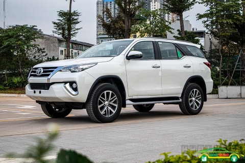 Thuê xe tháng Cần Thơ | Toyota Fortuner AT